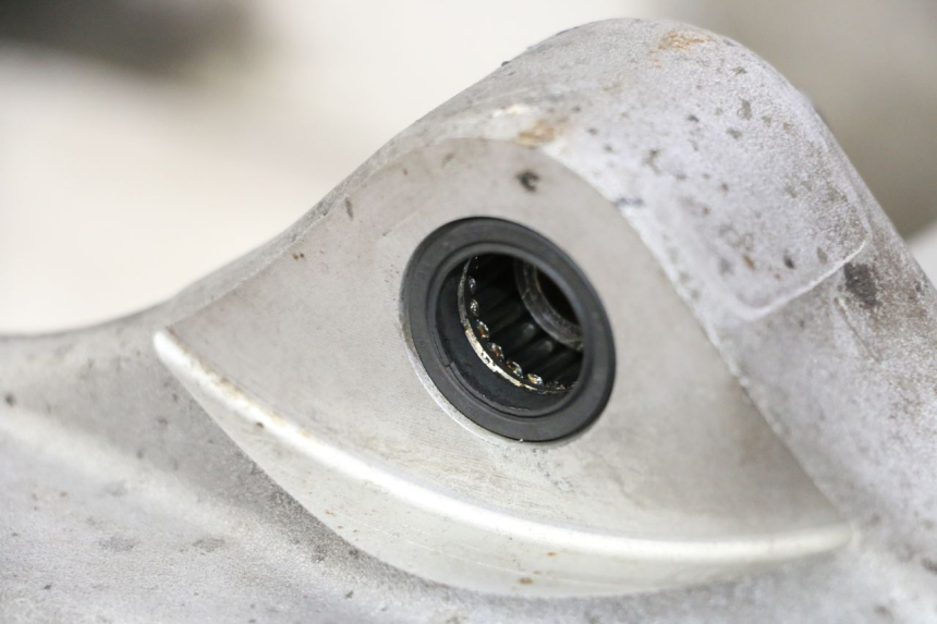 photo de BRAÇO OSCILANTE HONDA ST PAN EUROPEAN 1300 (2002 - 2013) - Zoom do estado de desgaste