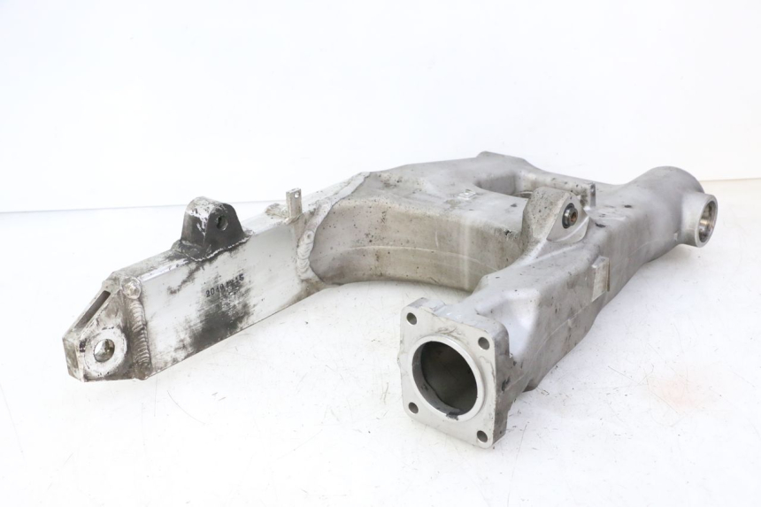 photo de BRAÇO OSCILANTE HONDA ST PAN EUROPEAN 1300 (2002 - 2013) - Pontos de fixação