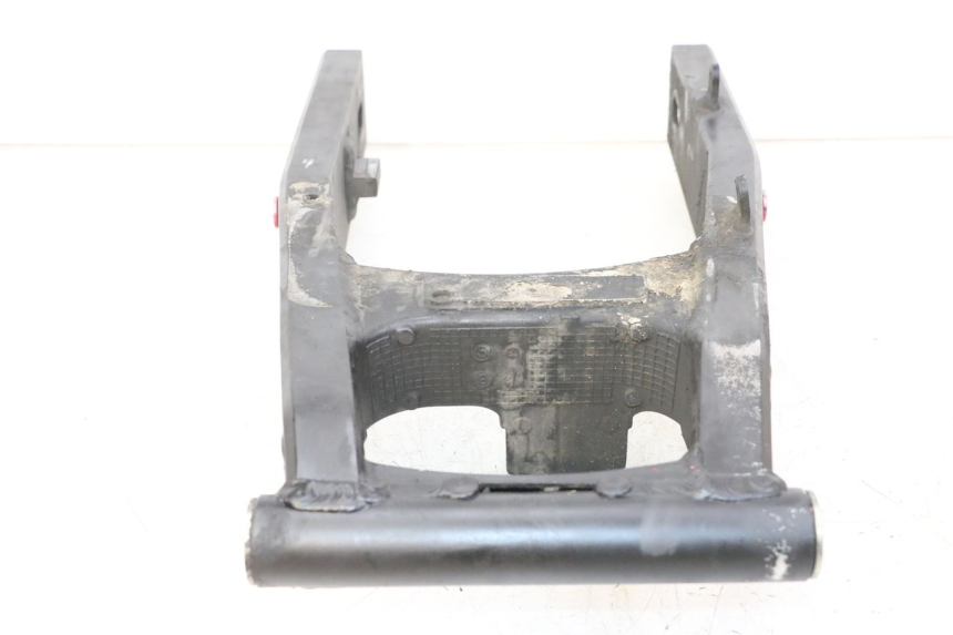 photo de BRAÇO OSCILANTE SUZUKI SV S 650 (2003 - 2009) - Detalhes característicos