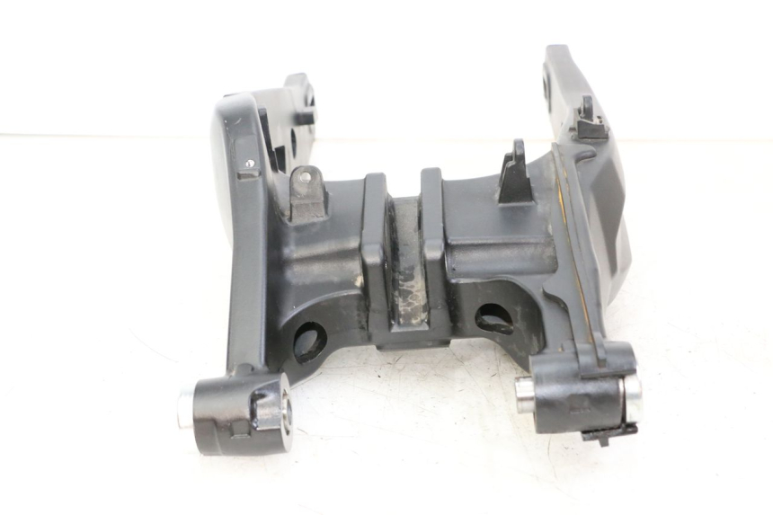 photo de Balança traseira YAMAHA TRACER 7 700 (2020 - 2024) - Ampliação dos componentes
