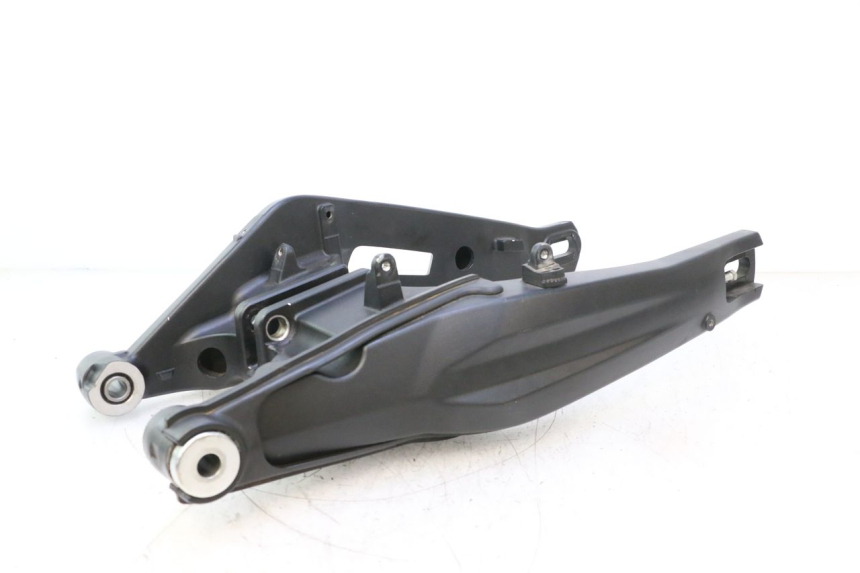photo de Balança traseira YAMAHA TRACER 7 700 (2020 - 2024) - Inspeção visual