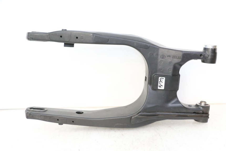 photo de Balança traseira YAMAHA TRACER 7 700 (2020 - 2024) - Pontos de fixação
