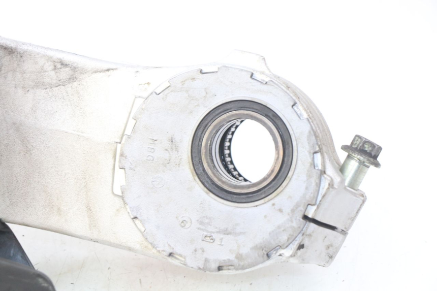 photo de BRAÇO OSCILANTE HONDA VFR FI RC46 800 (1998 - 2001) - Ampliação técnica