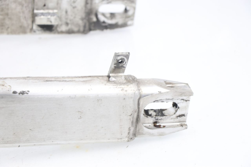 photo de Balança traseira HONDA VTR F FIRESTORM 1000 (1997 - 2001) - Vista geral