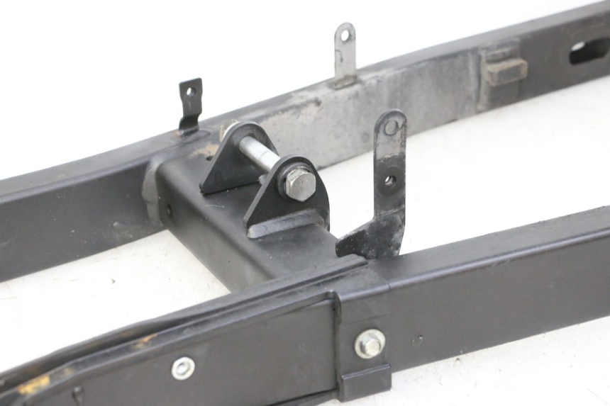 photo de BRAÇO OSCILANTE YAMAHA XJ6 ABS 600 (2008 - 2016) - Detalhes característicos