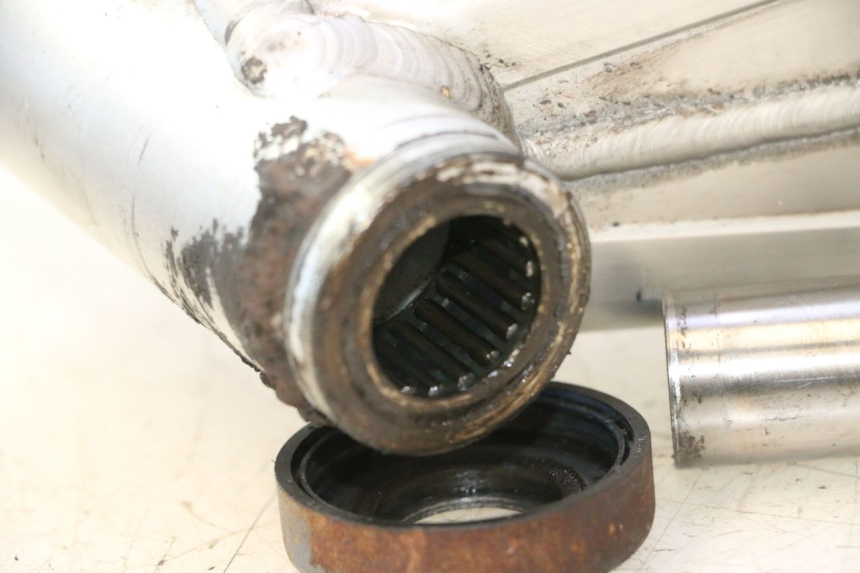 photo de BRAÇO OSCILANTE YAMAHA XJR 1300 (1998 - 2002) - Zoom de qualidade