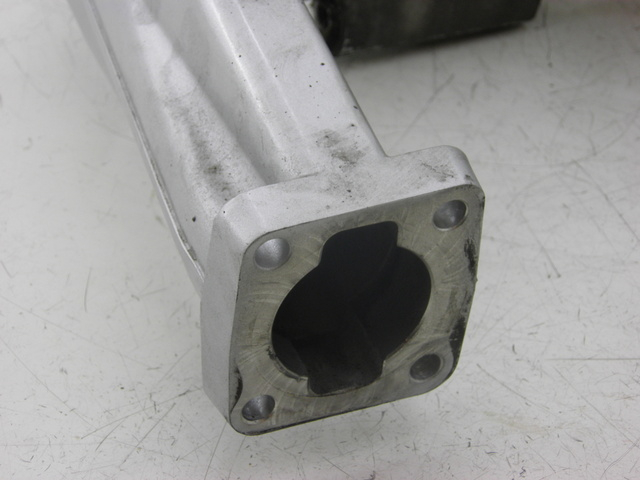 photo de BRAÇO OSCILANTE YAMAHA FJR 1300 (2004 - 2005) - Pontos de fixação