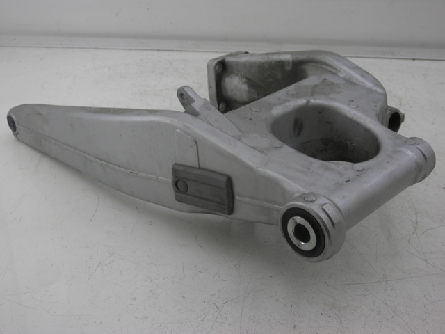 photo de BRAÇO OSCILANTE YAMAHA FJR 1300 (2004 - 2005) - Estado da superfície