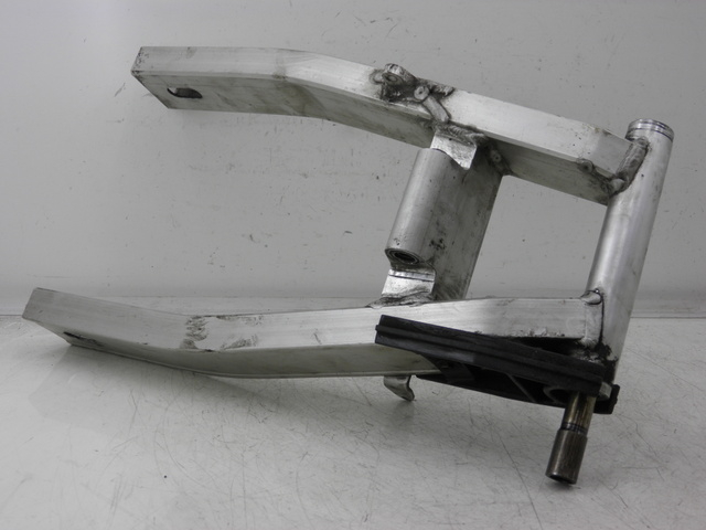 photo de BRAÇO OSCILANTE YAMAHA FZS FAZER 600 (1998 - 2001) - Pontos de fixação