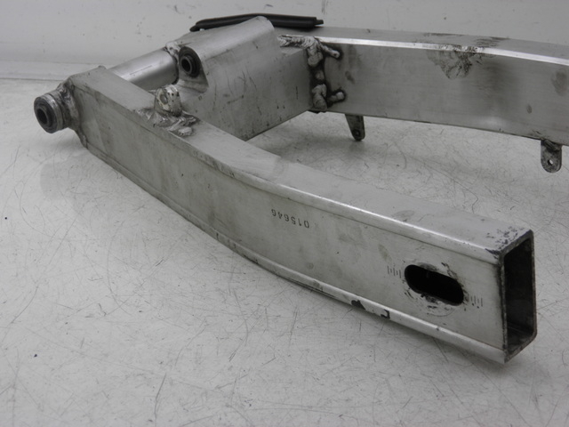 photo de BRAÇO OSCILANTE YAMAHA FZS FAZER 600 (1998 - 2001) - Estado da superfície