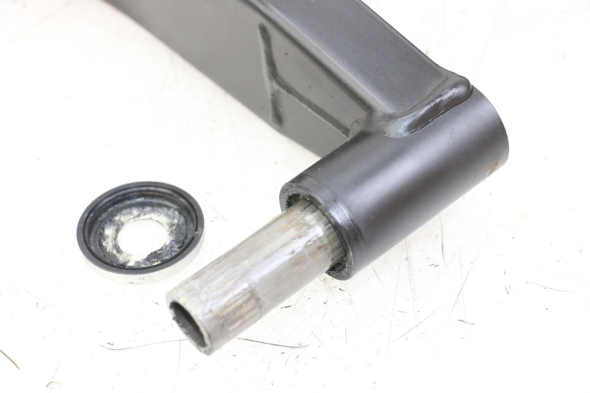 photo de BRAÇO OSCILANTE YAMAHA XJ6 ABS 600 (2008 - 2016) - Zoom do estado de desgaste