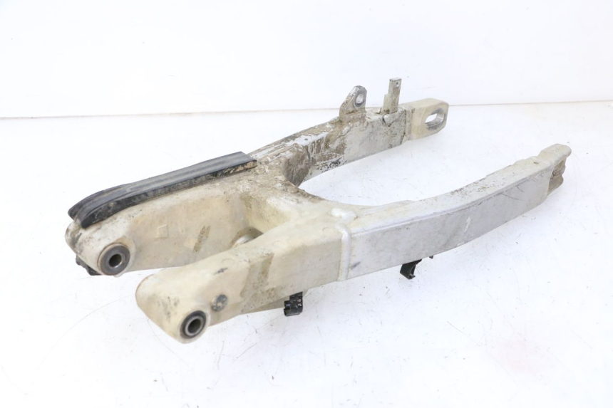 photo de Balança traseira YAMAHA YZ 85 (2022 - 2025) - Vista de perto