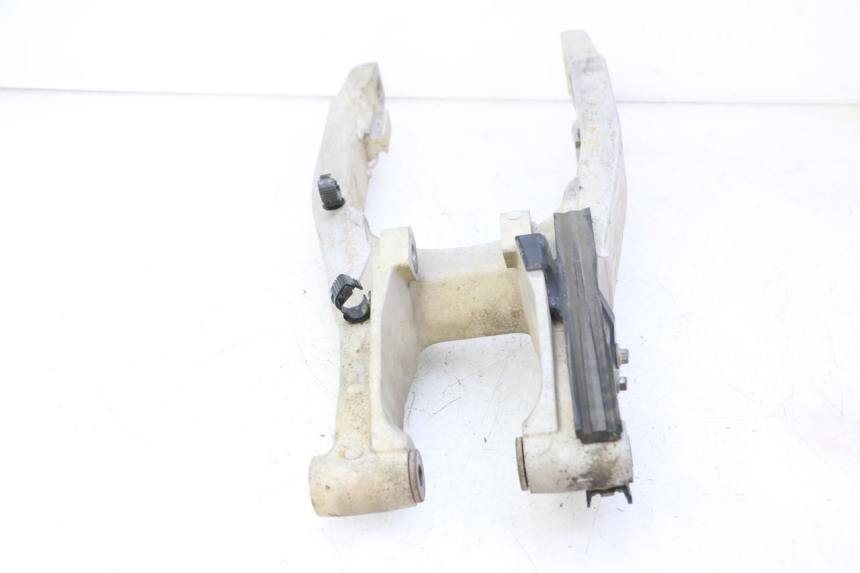 photo de Balança traseira YAMAHA YZ 85 (2022 - 2025) - Detalhe da peça