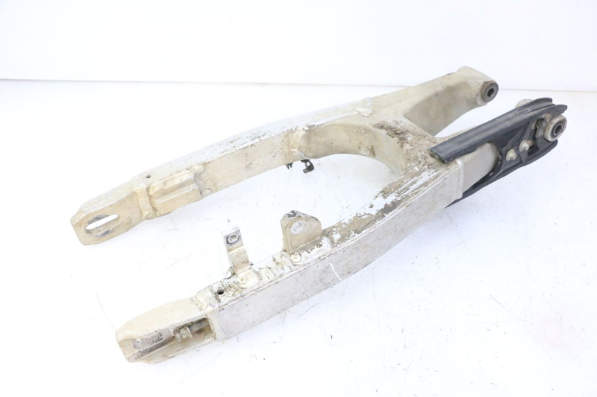 photo de Balança traseira YAMAHA YZ 85 (2022 - 2025) - Marcações e referências