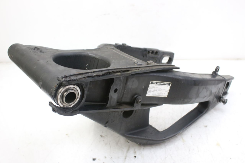 photo de Balança traseira YAMAHA YZF R1 1000 (2007 - 2008) - Ampliação técnica