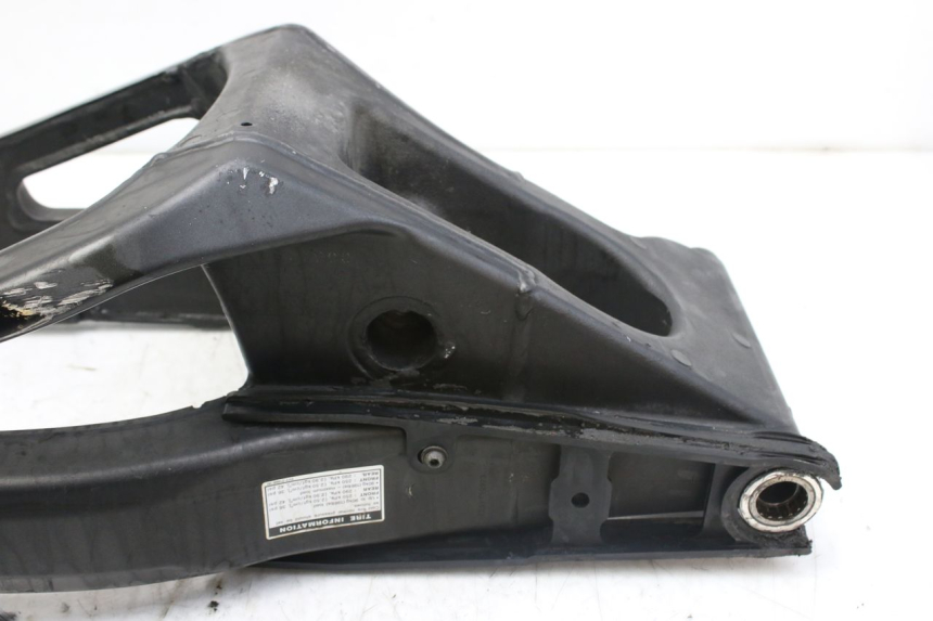 photo de Balança traseira YAMAHA YZF R1 1000 (2007 - 2008) - Estado da superfície
