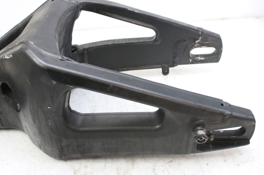 photo de Balança traseira YAMAHA YZF R1 1000 (2007 - 2008) - Marcações e referências