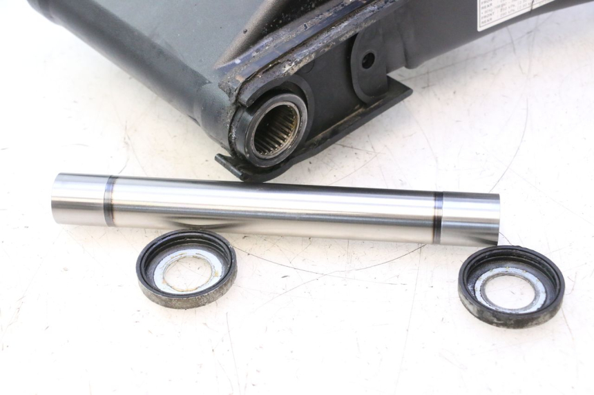 photo de BRAÇO OSCILANTE YAMAHA YZF R6 600 (2008 - 2009) - Imagem adicional