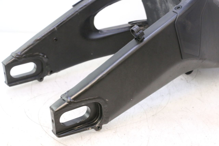 photo de BRAÇO OSCILANTE YAMAHA YZF R6 600 (2008 - 2009) - Peça verificada