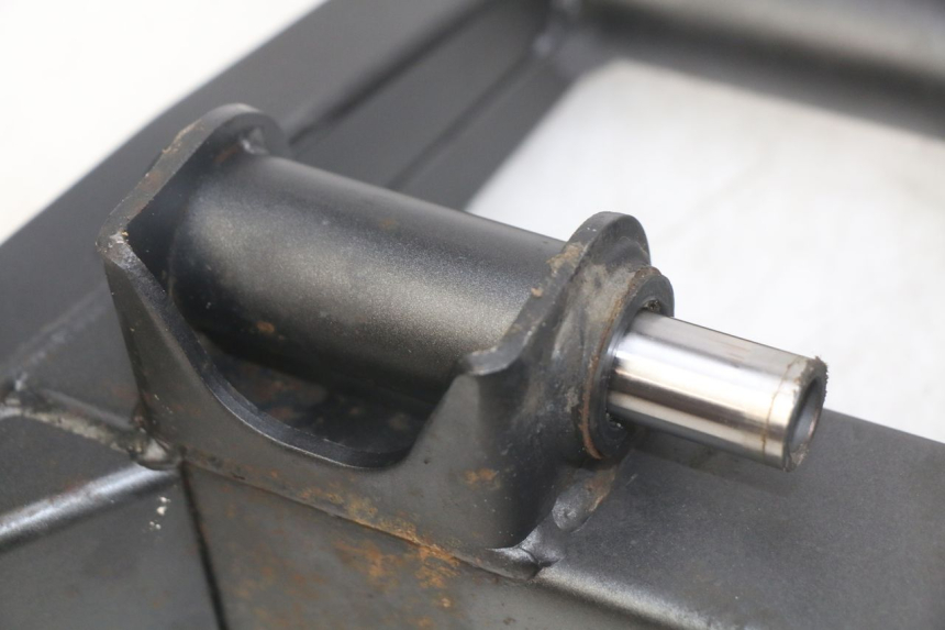 photo de Balança traseira KAWASAKI Z 750 (2007 - 2013) - Zoom do estado de desgaste