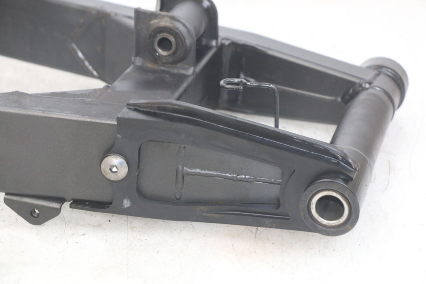 photo de Balança traseira KAWASAKI Z 750 (2007 - 2013) - Peça verificada
