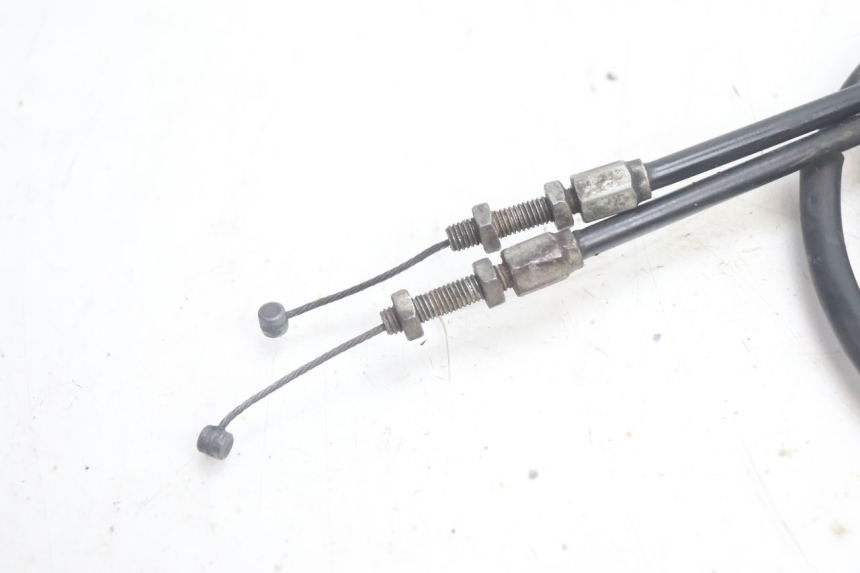 photo de CABO DO ACELERADOR SUZUKI DR S 600 (1985 - 1989) - Outro ângulo de visão