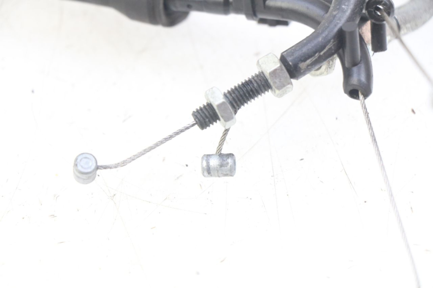 photo de CABO DO ACELERADOR YAMAHA FJR ABS 1300 (2006 - 2012) - Outro ângulo de visão