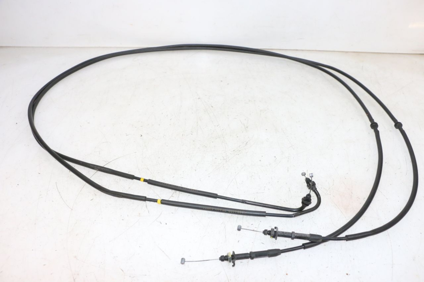 photo de CABO DO ACELERADOR PIAGGIO MP3 HPE 300 (2019 - 2026) - Marcações e referências