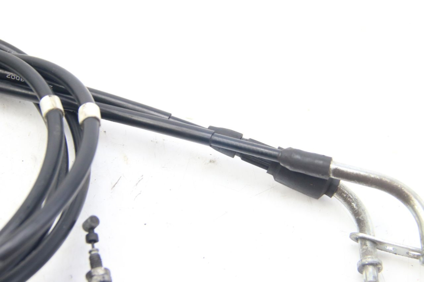 photo de CABO DO ACELERADOR SUZUKI SIXTEEN 125 (2008 - 2010) - Detalhe da peça