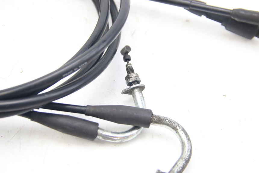 photo de CABO DO ACELERADOR SUZUKI SIXTEEN 125 (2008 - 2010) - Ampliação técnica
