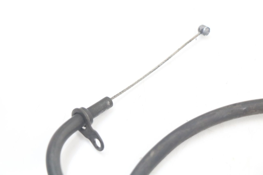 photo de CABO DO ACELERADOR SUZUKI GS F 500 (2004 - 2007) - Outro ângulo de visão