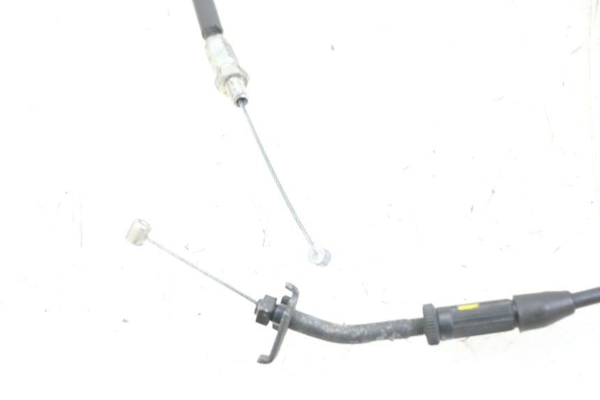 photo de CABO DO ACELERADOR PIAGGIO XEVO - X EVO 125 (2007 - 2017) - Zoom do estado de desgaste