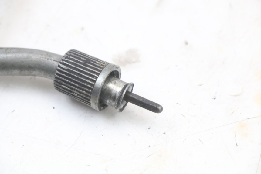 photo de CABO DO VELOCÍMETRO SUZUKI GSX E 250 (1982 - 1983) - Outro ângulo de visão