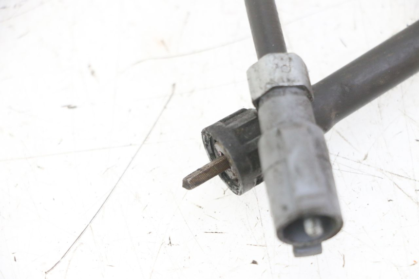 photo de CABO DO VELOCÍMETRO PEUGEOT SPEEDFIGHT 2 LC 50 (2000 - 2009) - Outro ângulo de visão