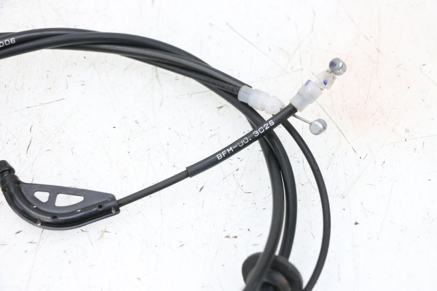 photo de CABO DE ABERTURA DO BANCO YAMAHA NEO'S CORE 1 (2022 - 2026) - Detalhe da peça