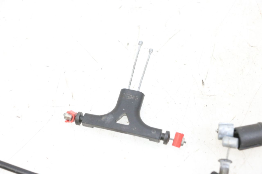 photo de CABO DE ABERTURA DO BANCO YAMAHA XMAX X-MAX 125 (2006 - 2009) - Estado da superfície