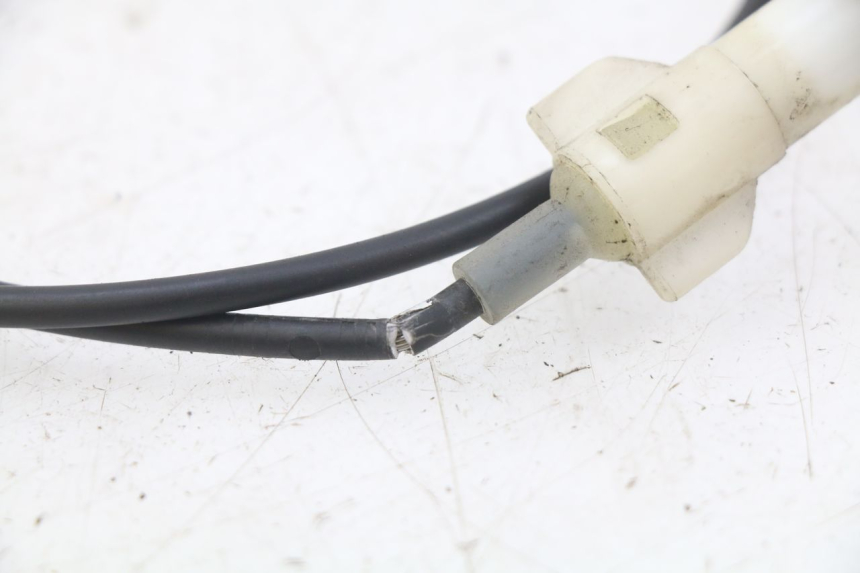 photo de CABO DA TAMPA DO COMBUSTÍVEL PEUGEOT DJANGO 2T 50 (2014 - 2019) - Zoom do estado de desgaste
