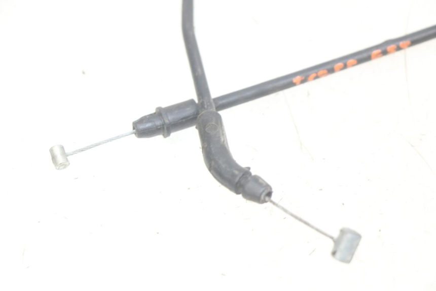 photo de CABO DA TAMPA DO COMBUSTÍVEL PIAGGIO MP3 LT 400 (2007 - 2012) - Zoom do estado de desgaste