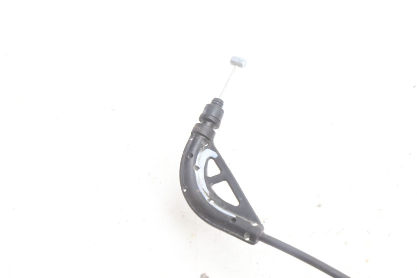 photo de CABO DA TAMPA DE COMBUSTÍVEL YAMAHA N-MAX NMAX 125 (2021 - 2024) - Zoom do estado de desgaste