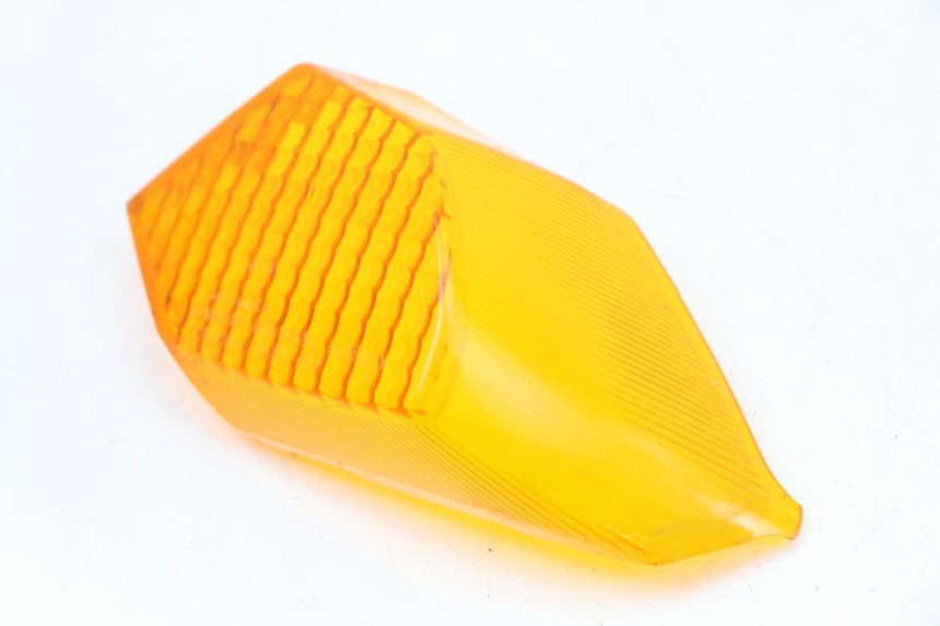 photo de LENTE DO SINALIZADOR TRASEIRO DIREITO DAELIM A-FOUR 2T 50 (2005 - 2012) - Detalhe da peça