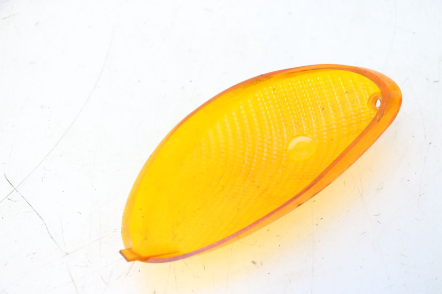 photo de LENTE DO PISCA DIANTEIRO DIREITO YAMAHA YP MAJESTY 125 (1998 - 2001) - Outro ângulo de visão