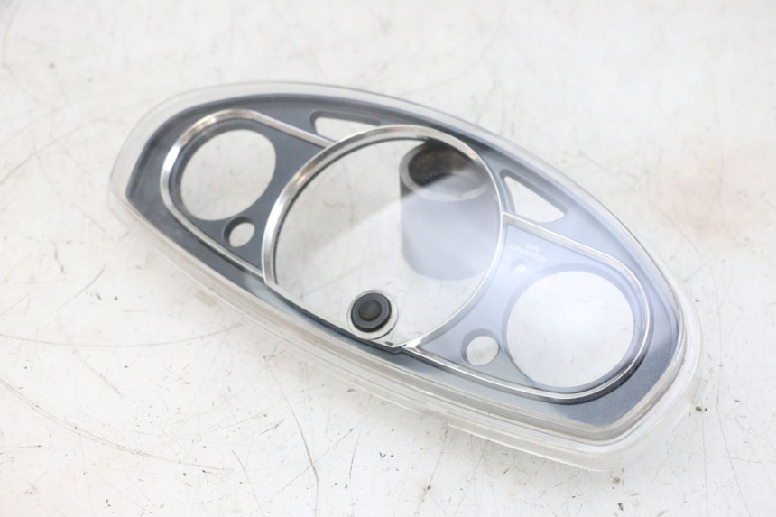 photo de TAMPA DO CONTADOR SUZUKI BURGMAN 125 (2007 - 2014) - Detalhe da peça