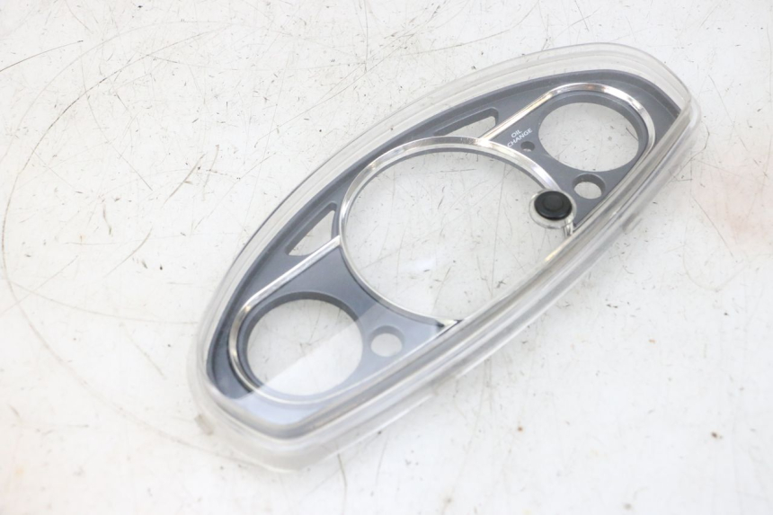 photo de TAMPA DO CONTADOR SUZUKI BURGMAN 125 (2007 - 2014) - Ampliação técnica