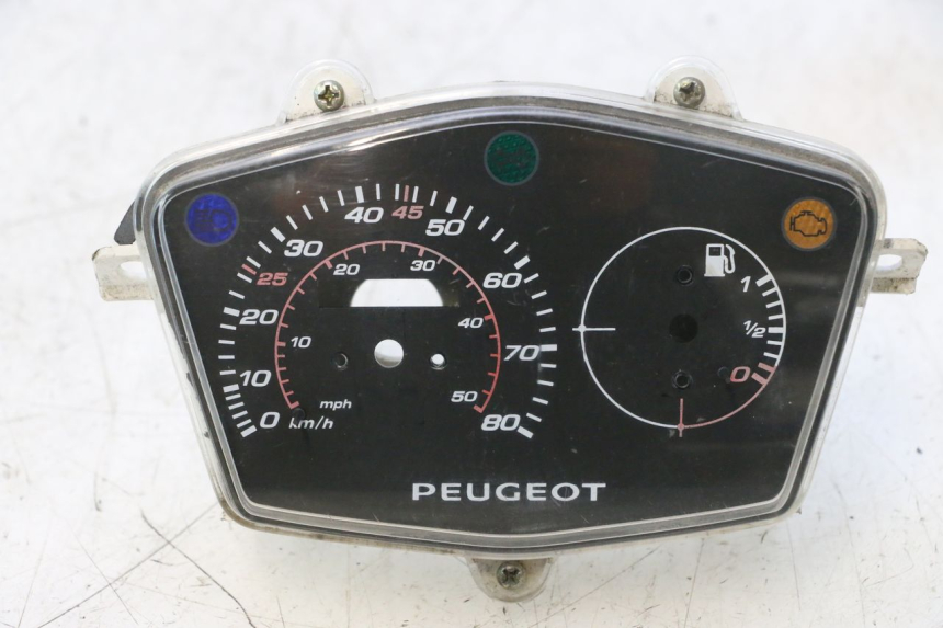 photo de TAMPA DO CONTADOR PEUGEOT KISBEE 4T 50 (2018 - 2022) - Vista principal