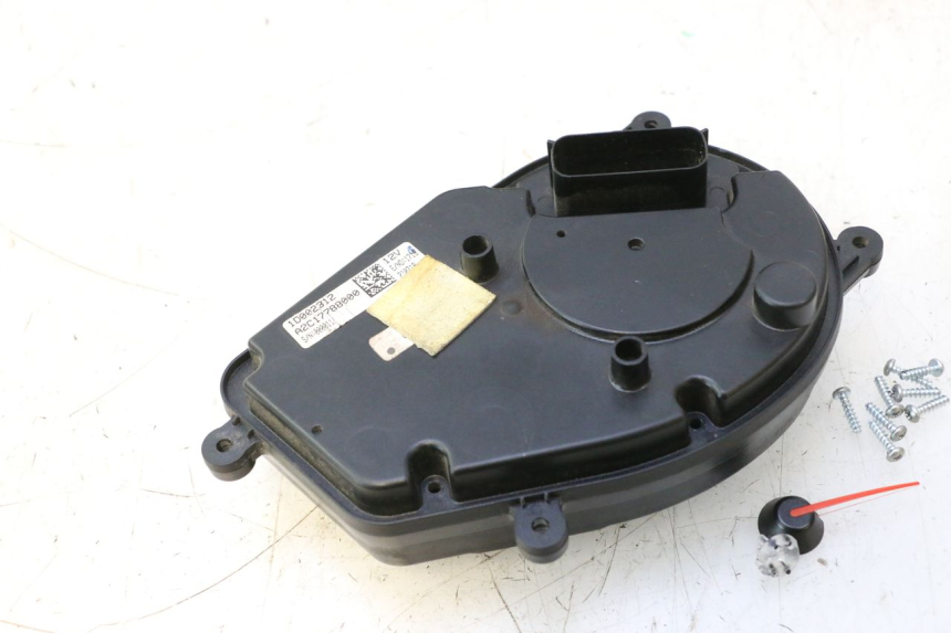 photo de LENTE DO CONTADOR PIAGGIO NRG POWER PUREJET 50 (2018 - 2021) - Estado da superfície