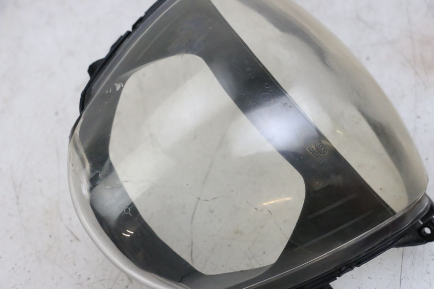 photo de TAMPA DO CONTADOR PIAGGIO ZIP 2T 50 (2009 - 2019) - Pontos de fixação