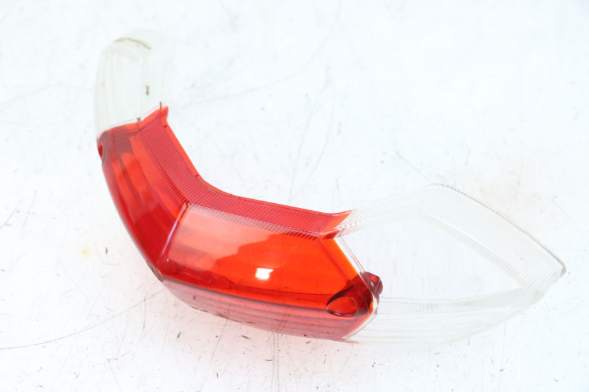 photo de LENTE DA LUZ TRASEIRA PEUGEOT KISBEE 2T 50 (2010 - 2017) - Outro ângulo de visão