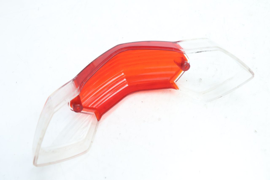 photo de LENTE DA LUZ TRASEIRA PEUGEOT KISBEE 2T 50 (2010 - 2017) - Outro ângulo de visão