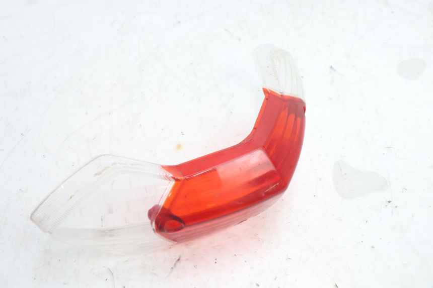 photo de LENTE DA LUZ TRASEIRA PEUGEOT KISBEE 2T 50 (2010 - 2017) - Peça verificada