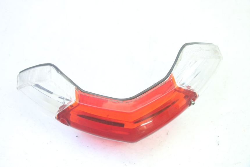 photo de LENTE DA LUZ TRASEIRA PEUGEOT KISBEE 4T 50 (2010 - 2017) - Outro ângulo de visão